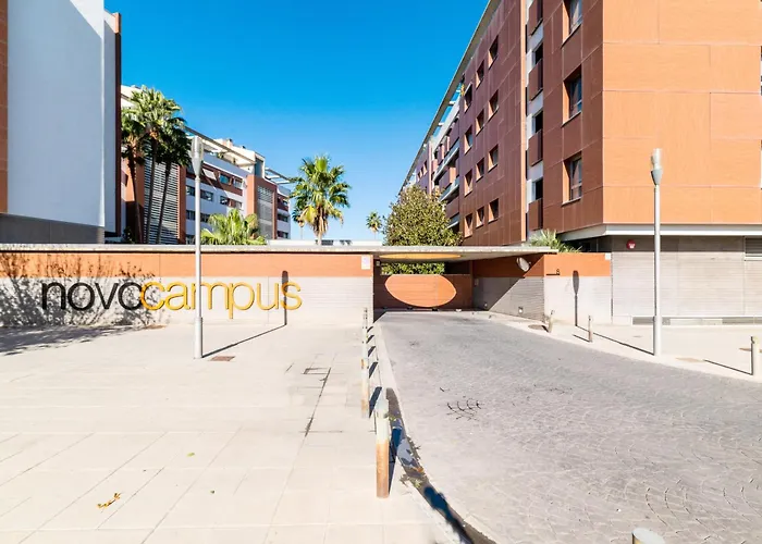 tuGuest Avenida de la Investigación - Free parking